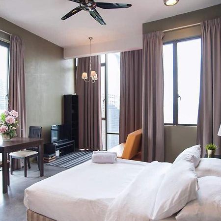 Empihaus 001 Empire Damansara Apartment Петалинг Джая Екстериор снимка